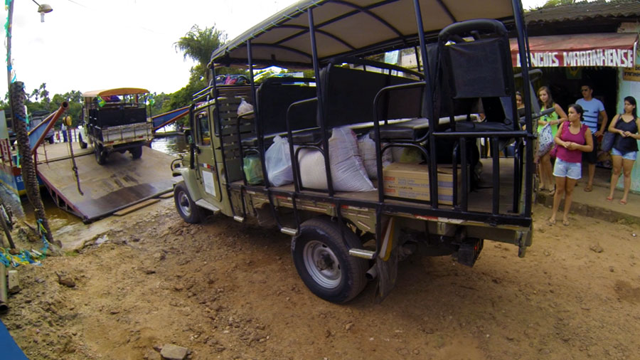 ferry-loading-cars