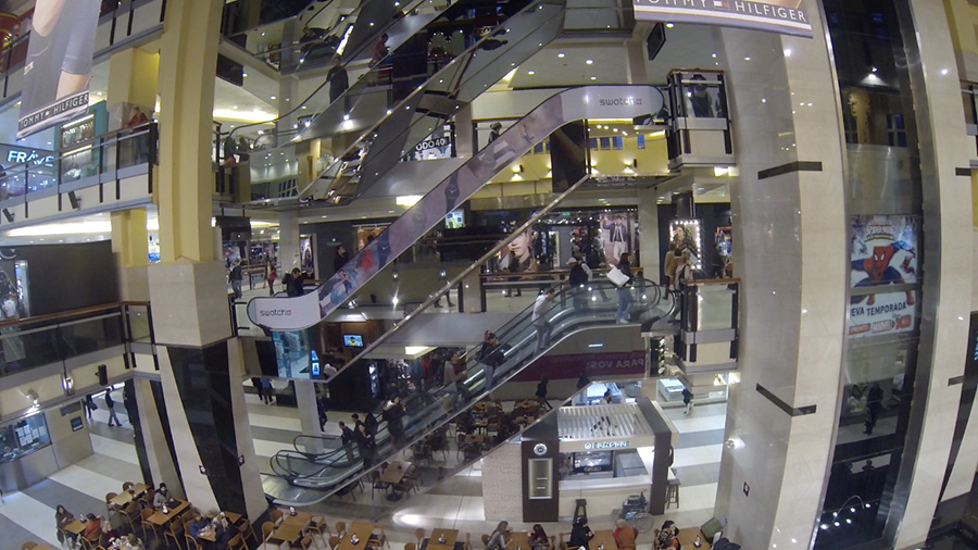 abasto-shopping-escalators