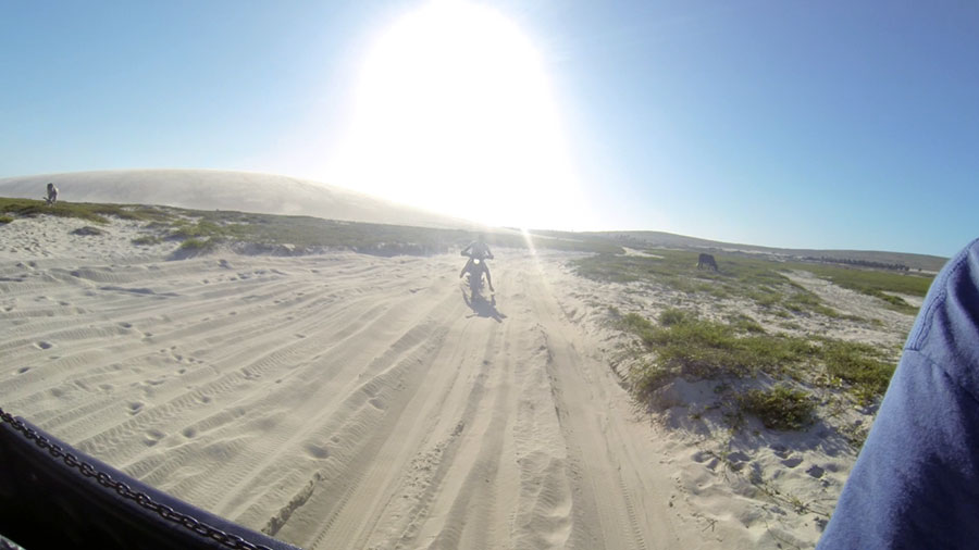 dunes-bike-behind